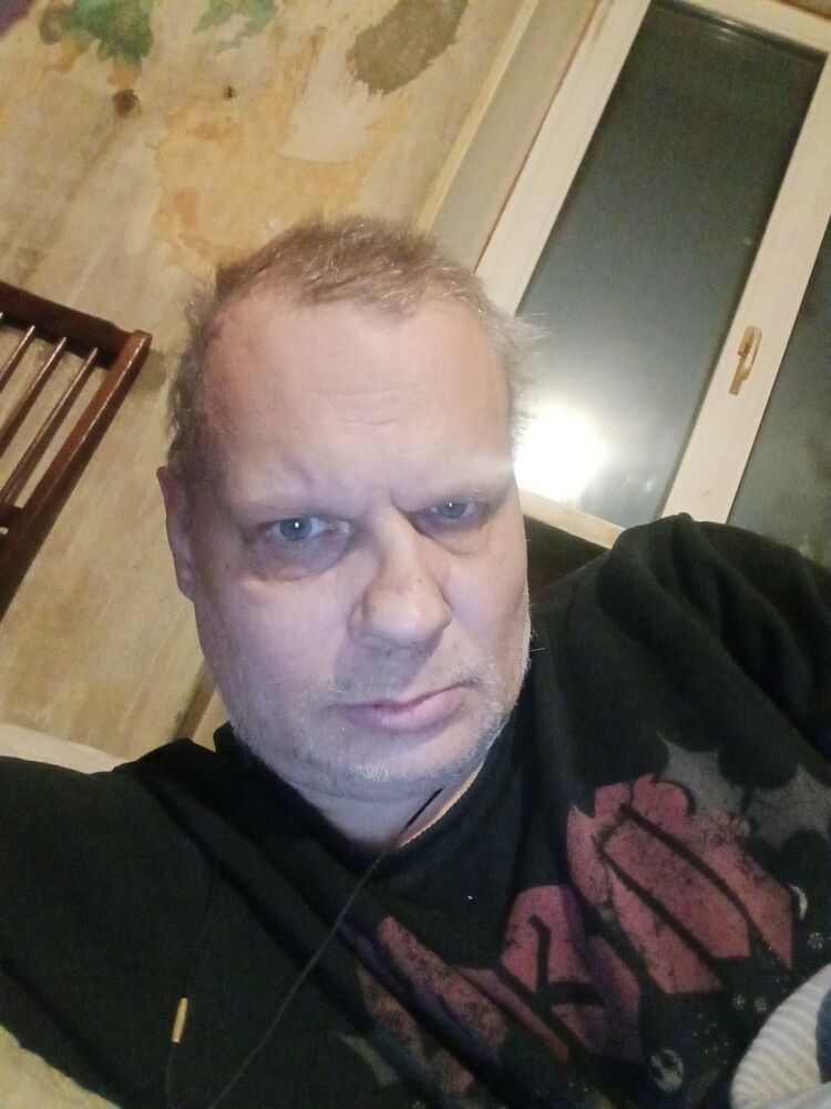  42597622  Dan Sabo, 49 ,    -