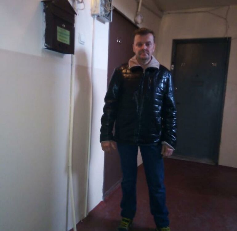  --,   , 47 ,   c 