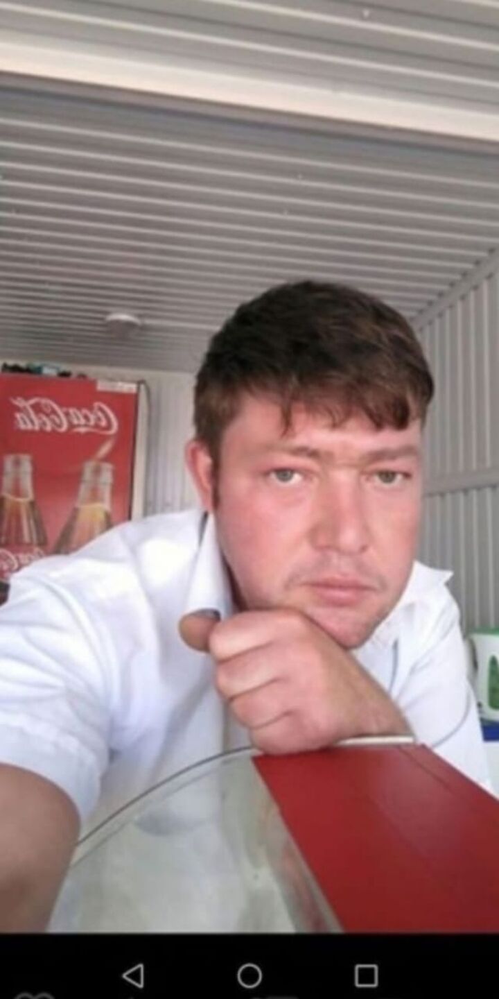  23537622  , 42 ,    