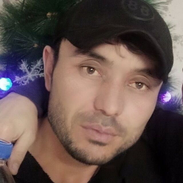  ,   Ali, 40 ,   ,   