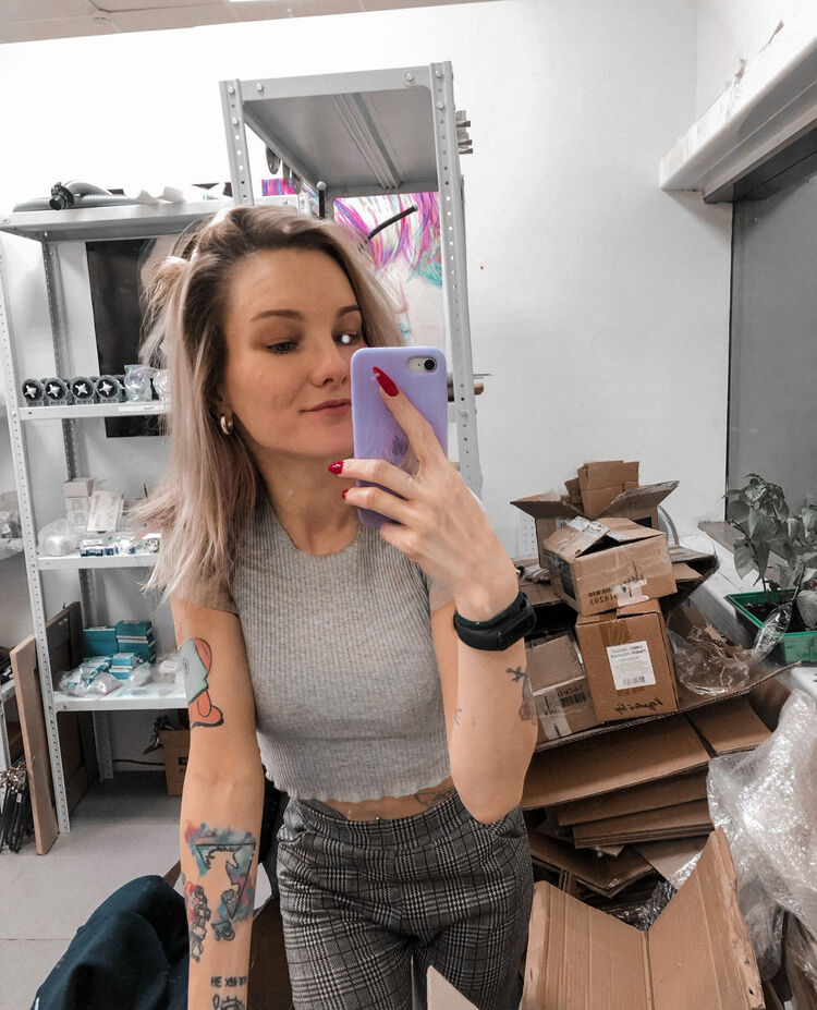 ���� 31887292 ������� ����, 32 ����, ���� ���������� � �����-����������