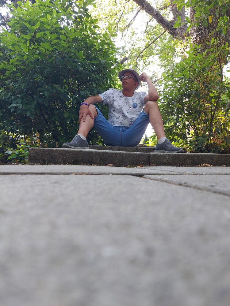  36890262  , 25 ,    