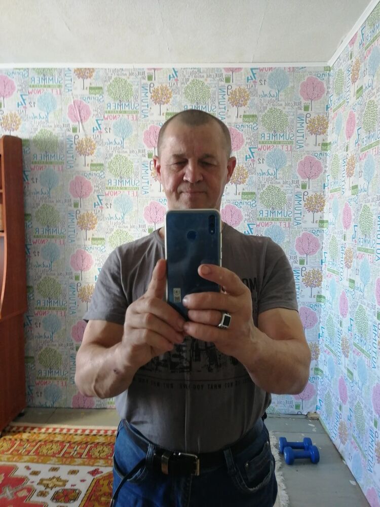  16769332  Gennady, 60 ,    