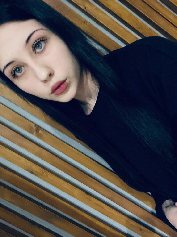  54792562  , 25 ,    --