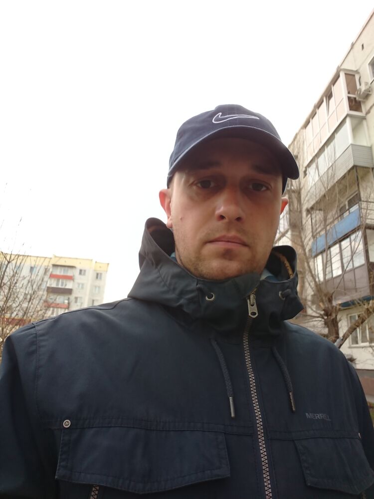  35214952  , 34 ,    