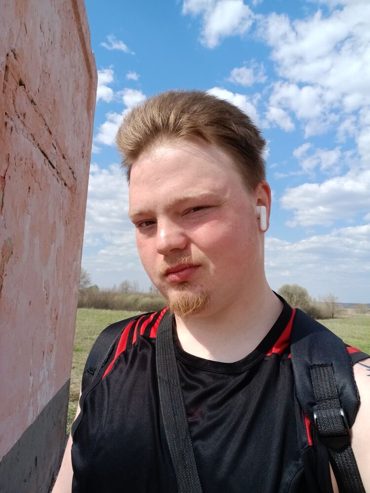 ,   Stepan, 21 ,   ,   , c , 