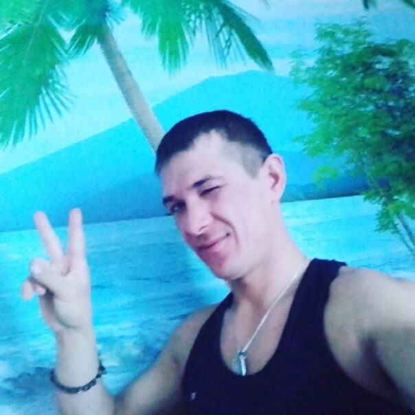  28860312  Kirill, 33 ,    --