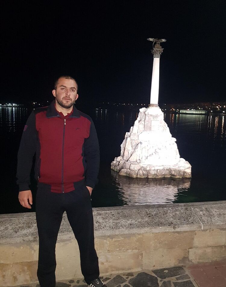  ,   Erik, 35 ,   ,   