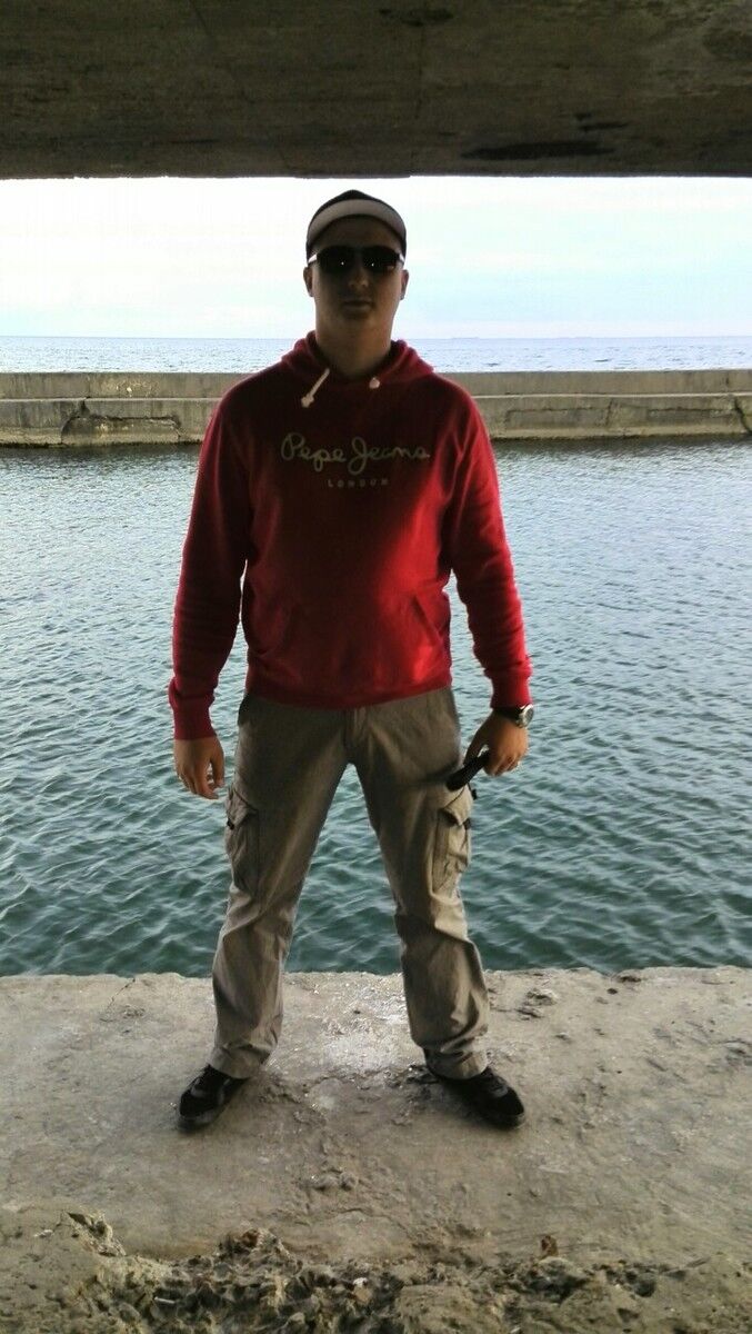  ,   Fandorin, 37 ,   