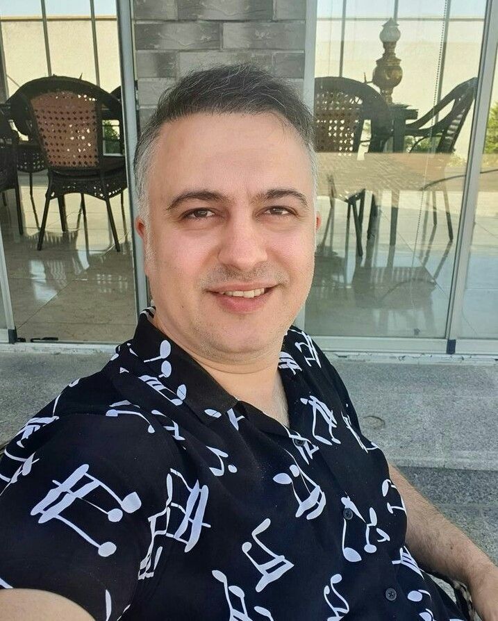  54669352  Bryan, 55 ,    