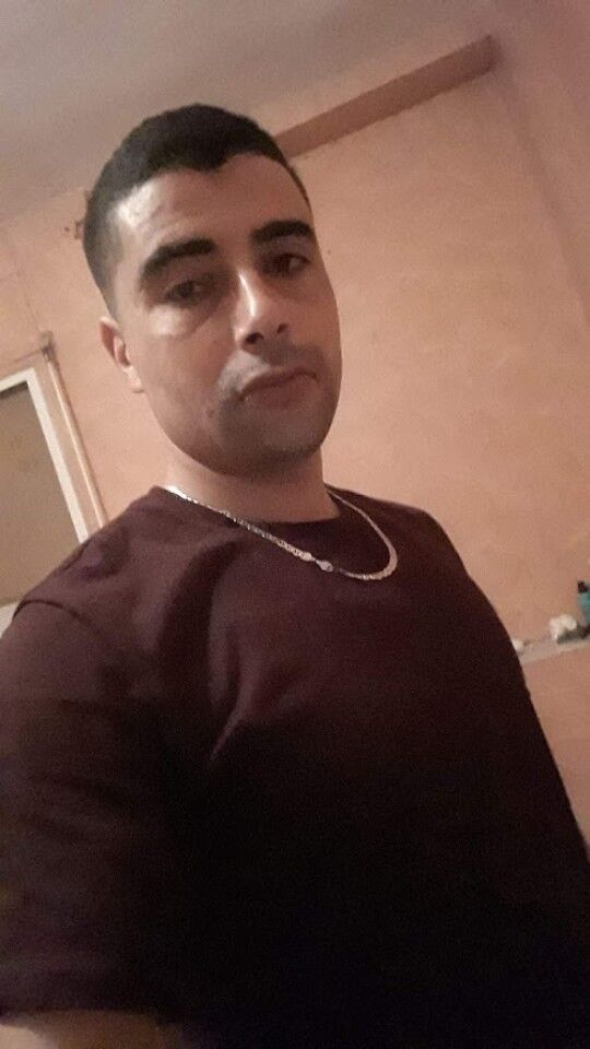  19785392  Omario, 36 ,    Le Lamentin