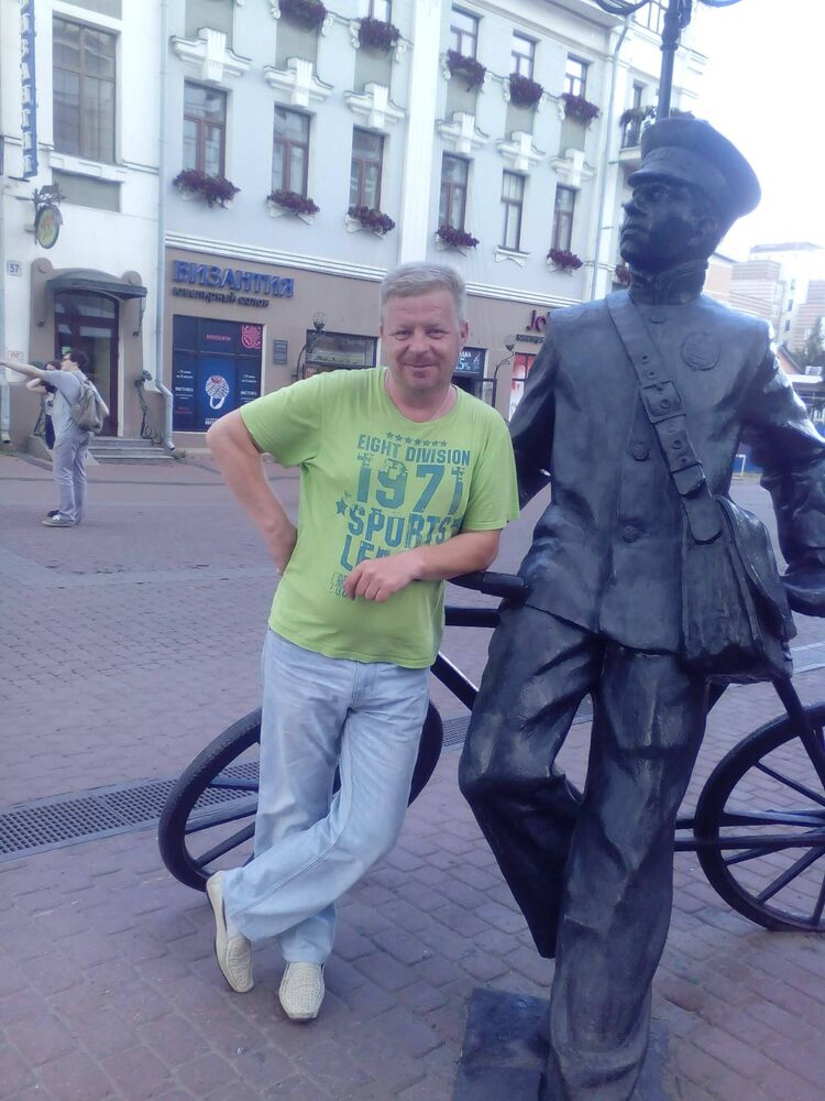  45329132  Andrey, 53 ,    