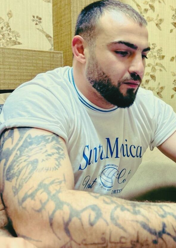  ,   Niko, 31 ,   ,   
