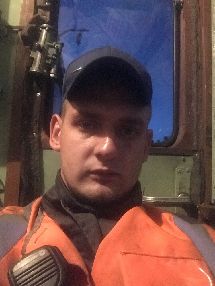  33220242  , 26 ,    
