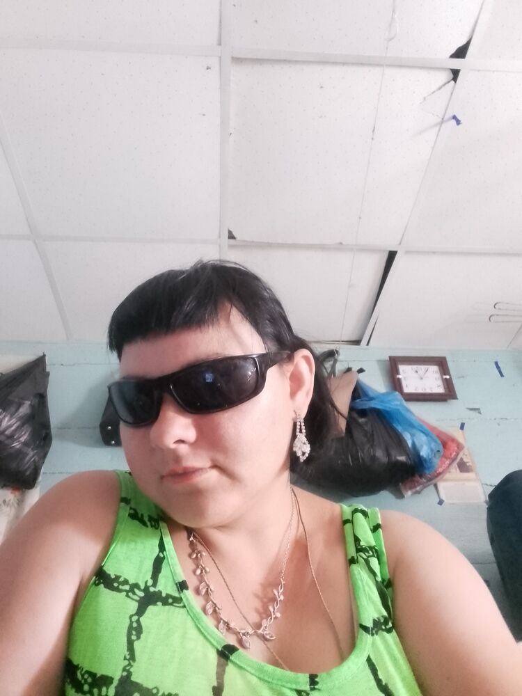  45275382  Nvanova , 32 ,    