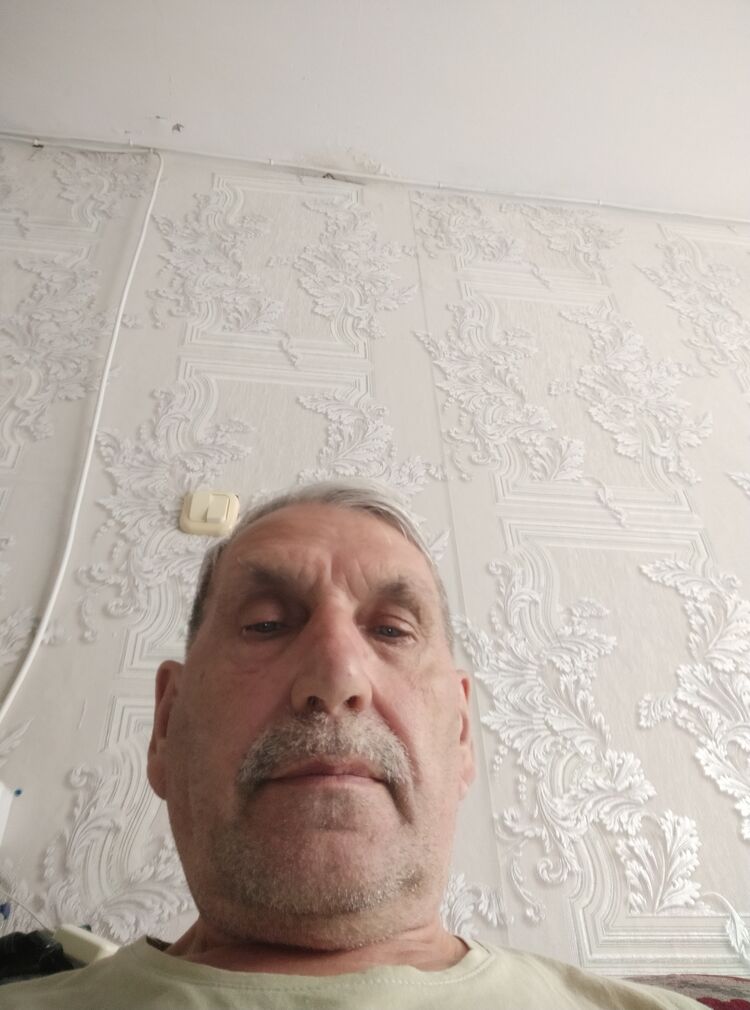  47318802  , 69 ,    