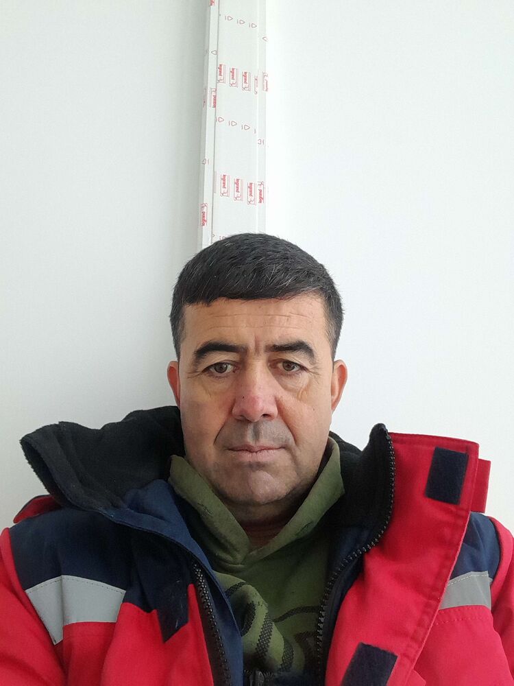  38902242  , 53 ,    