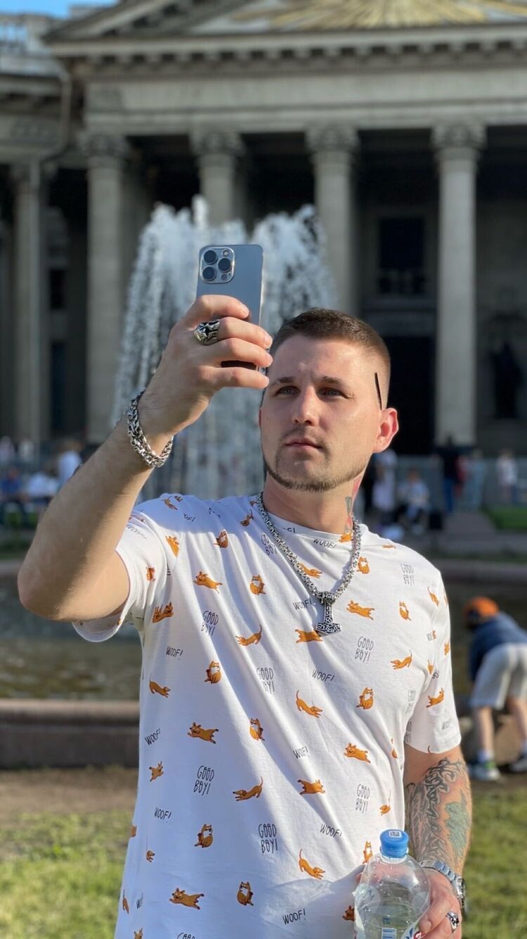  35702732  Vladimir, 32 ,    