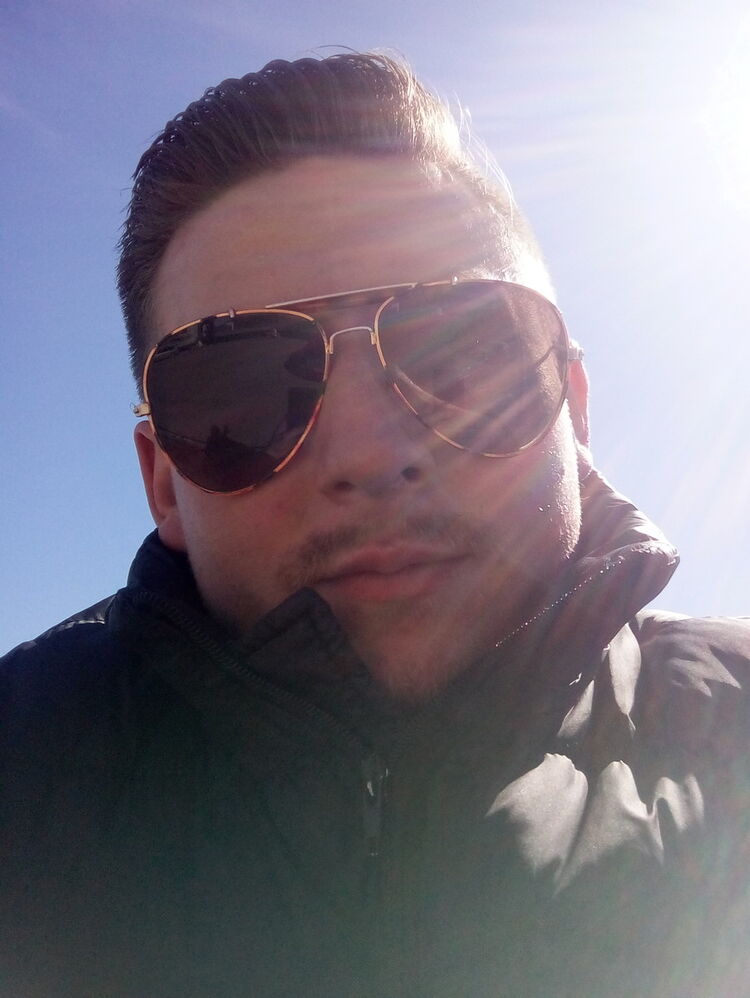 ���� 18995972 ������� Martini, 33 ����, ���� ���������� � �������