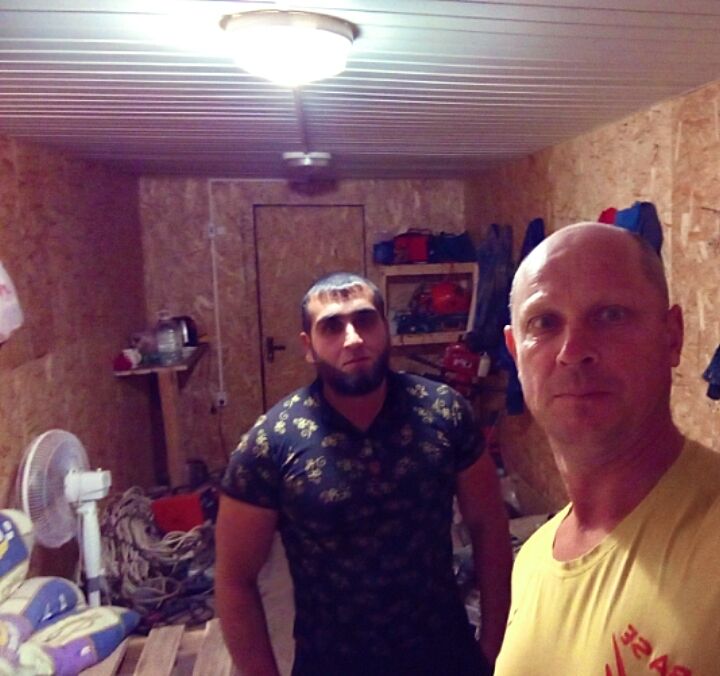  ,   Roland, 36 ,   ,   