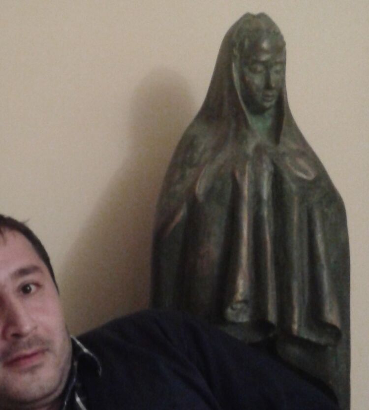  ,   Levon, 46 ,   