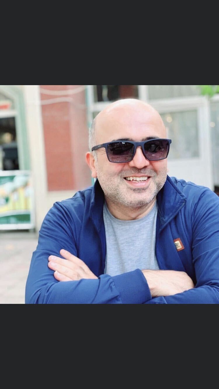  26559692  Elxan, 39 ,    