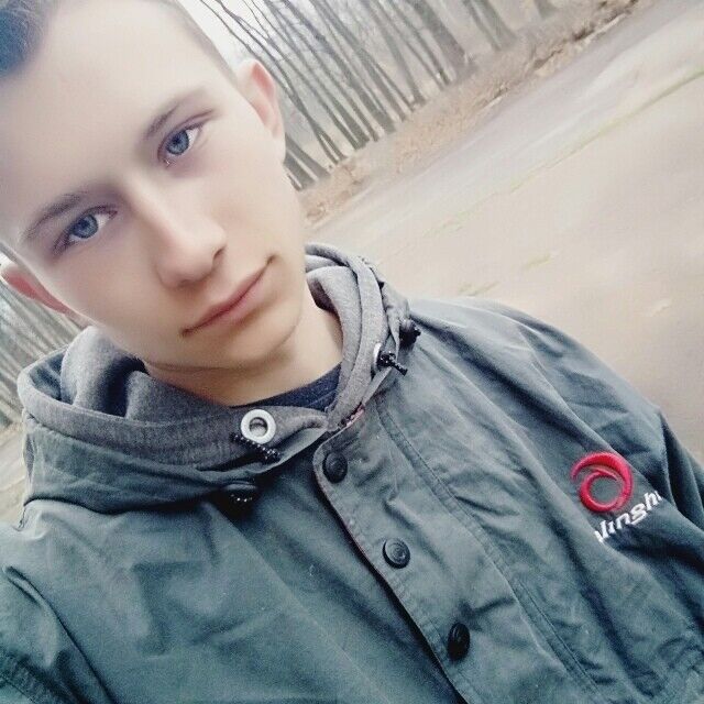  15751872  Bogdan, 26 ,    