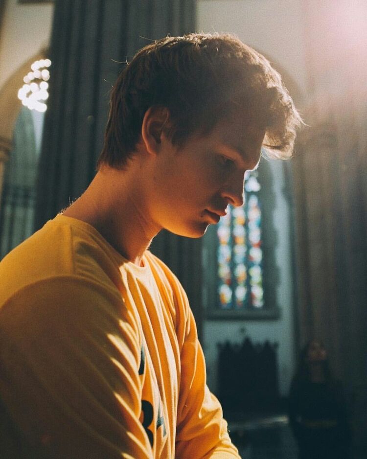  11478972  Evgeny, 33 ,    