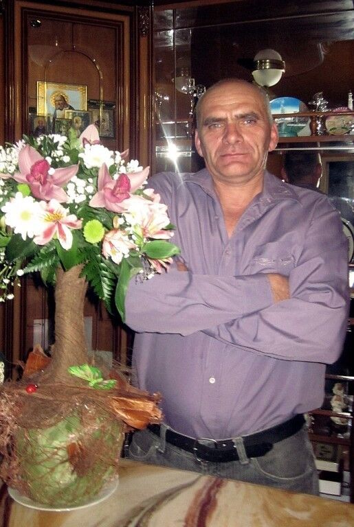  ,   Stanislav, 65 ,  