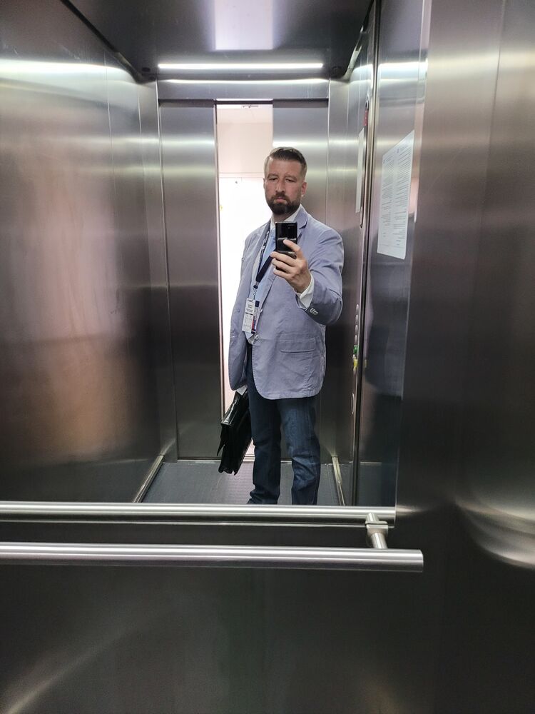 --,   Diplomat, 44 ,   ,   