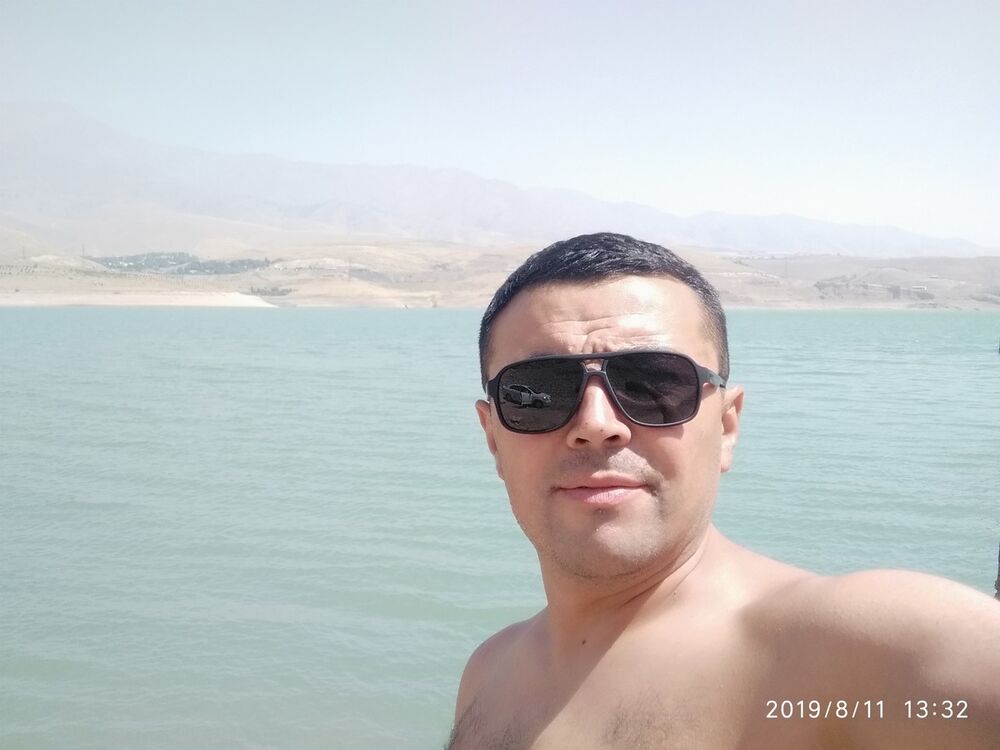  18298542  Utkir, 34 ,    