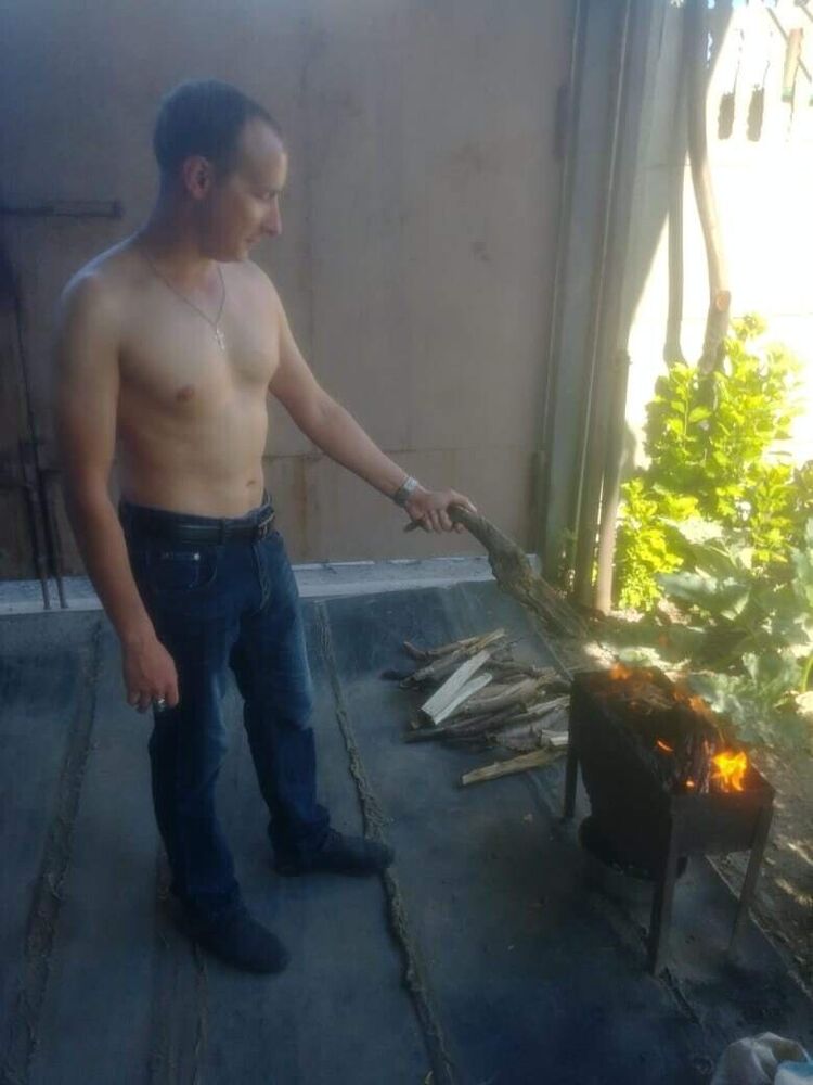  21558842  , 35 ,    