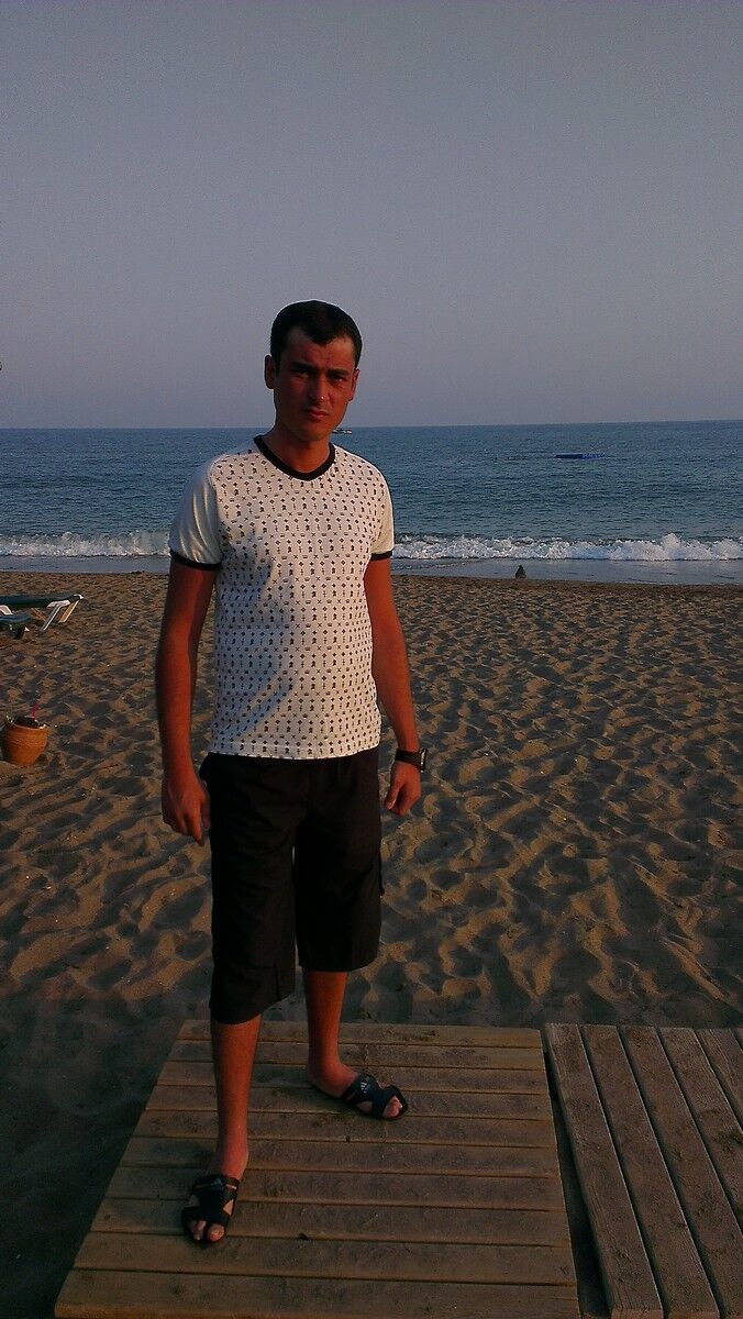  4239002  ALIK, 43 ,    
