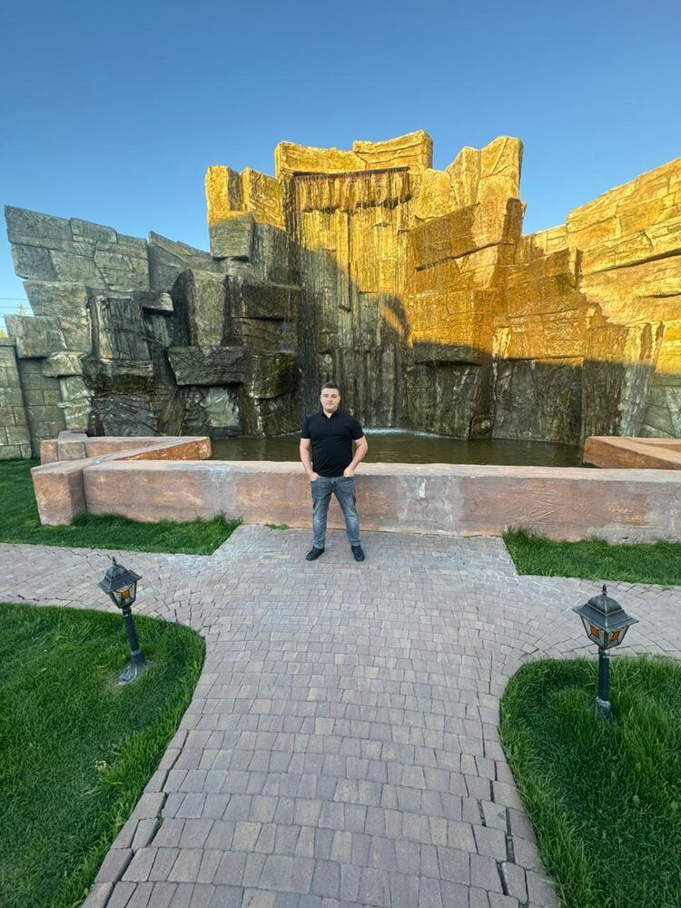  42941212  , 27 ,    