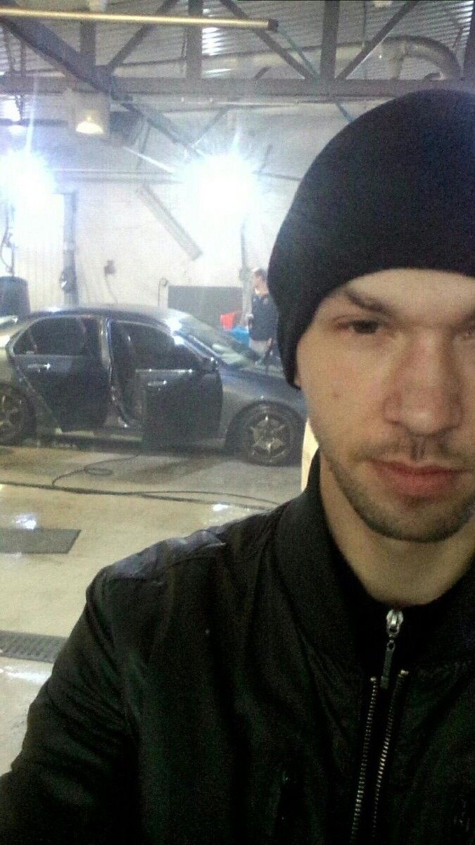  17648042  Andrey, 37 ,    