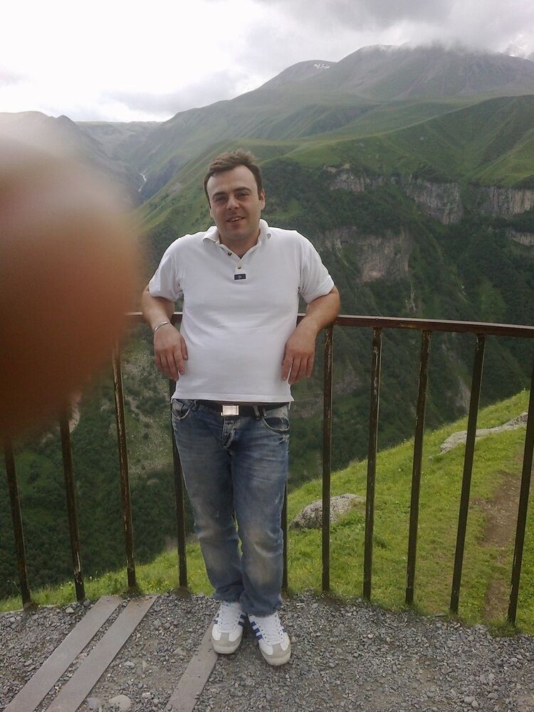  ,   Goga, 42 ,   ,   , c 