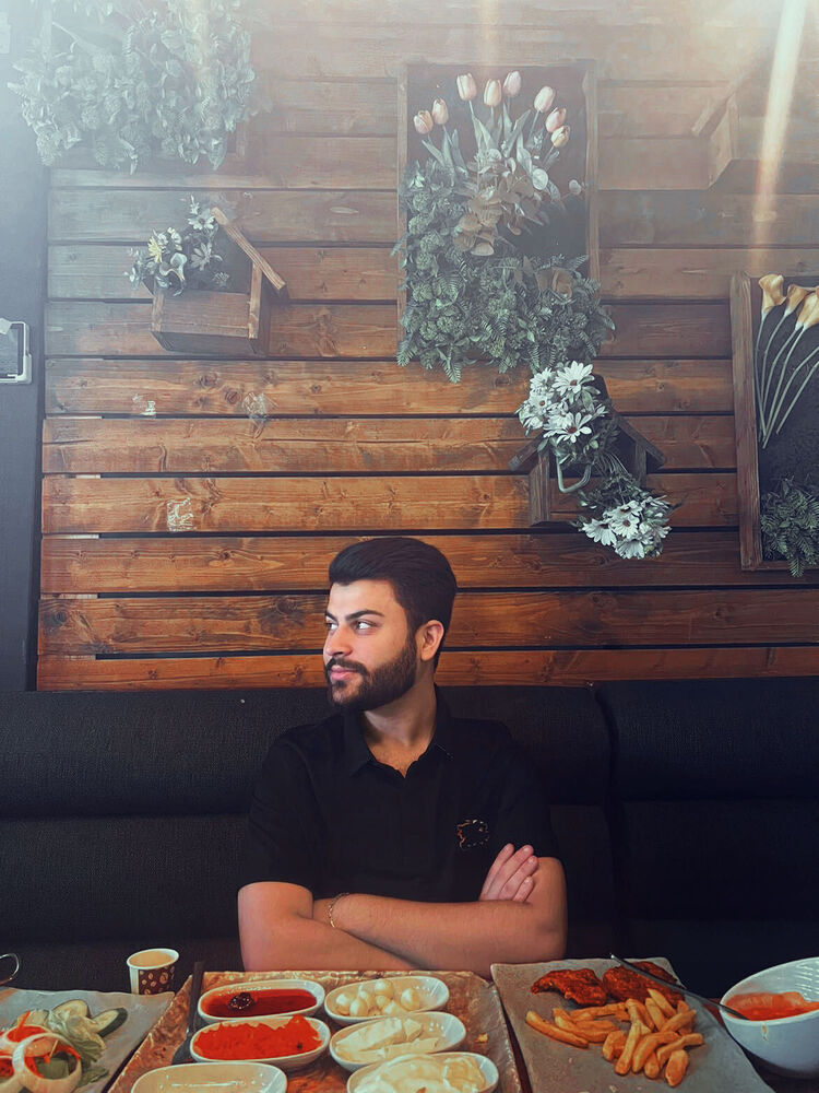  ,   Mustafa, 27 ,   ,   
