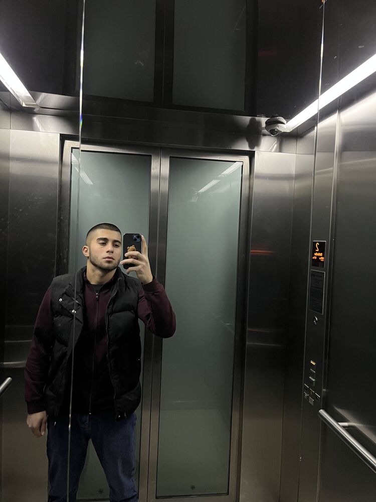  48500782  , 22 ,    