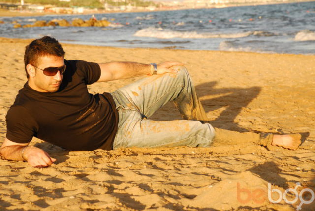 ���������� ��������������, ���� ������� Mona, 55 ���, ������������ ��� ����� � ���������, c�������� ���������