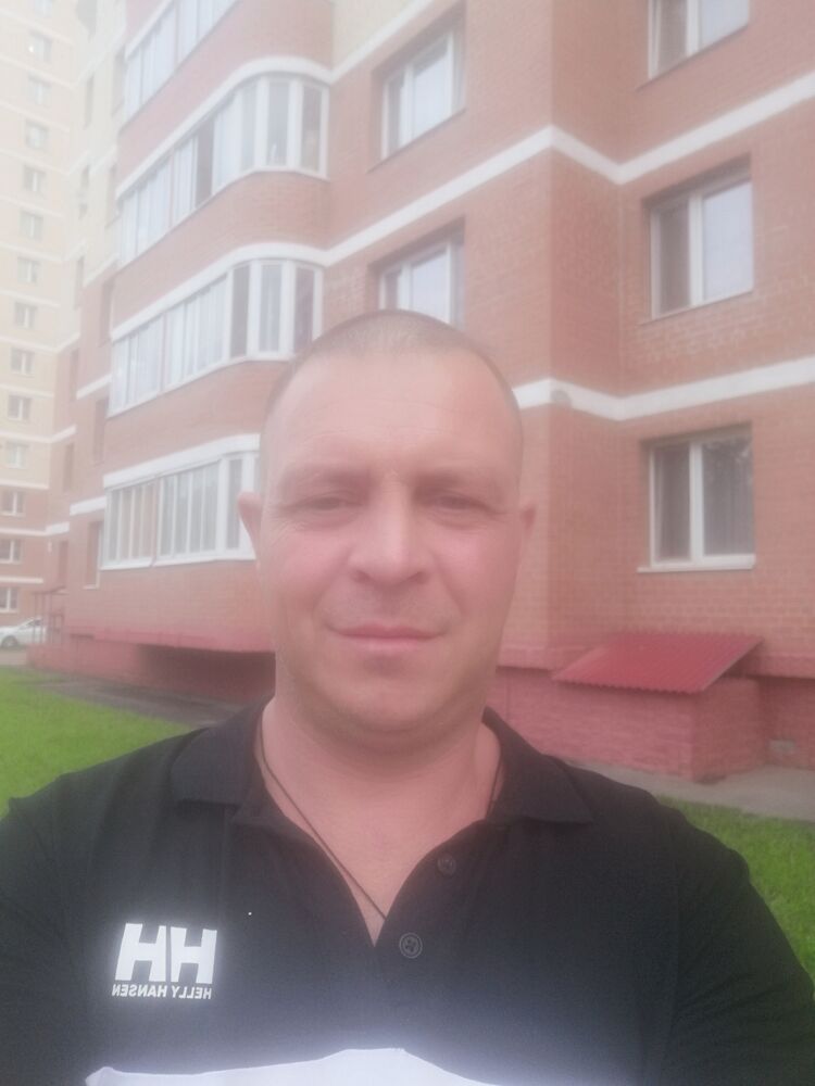  37589522  , 44 ,    