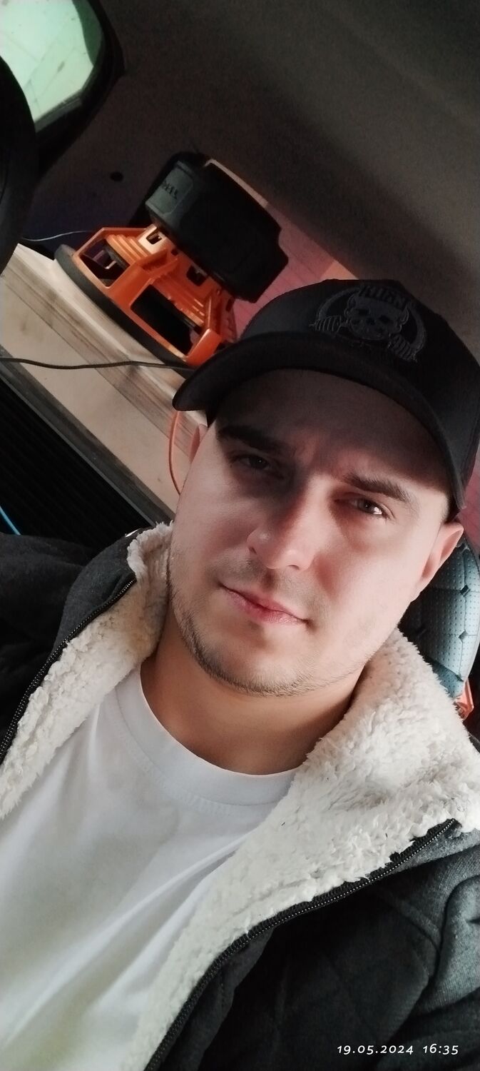  43308412  , 28 ,    