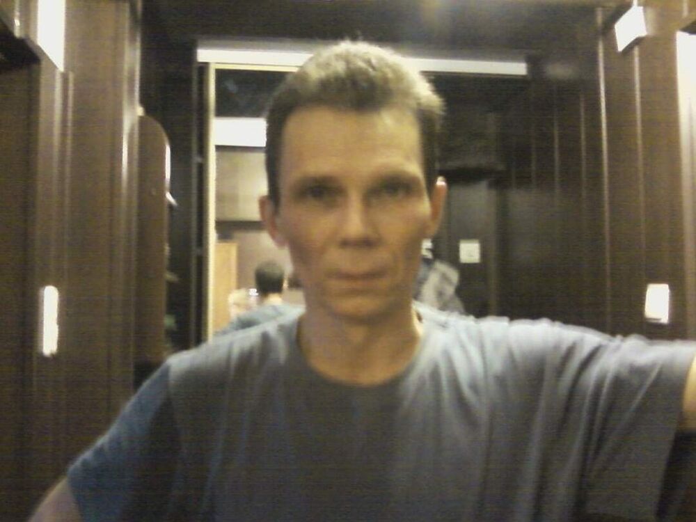  42090842  , 51 ,    