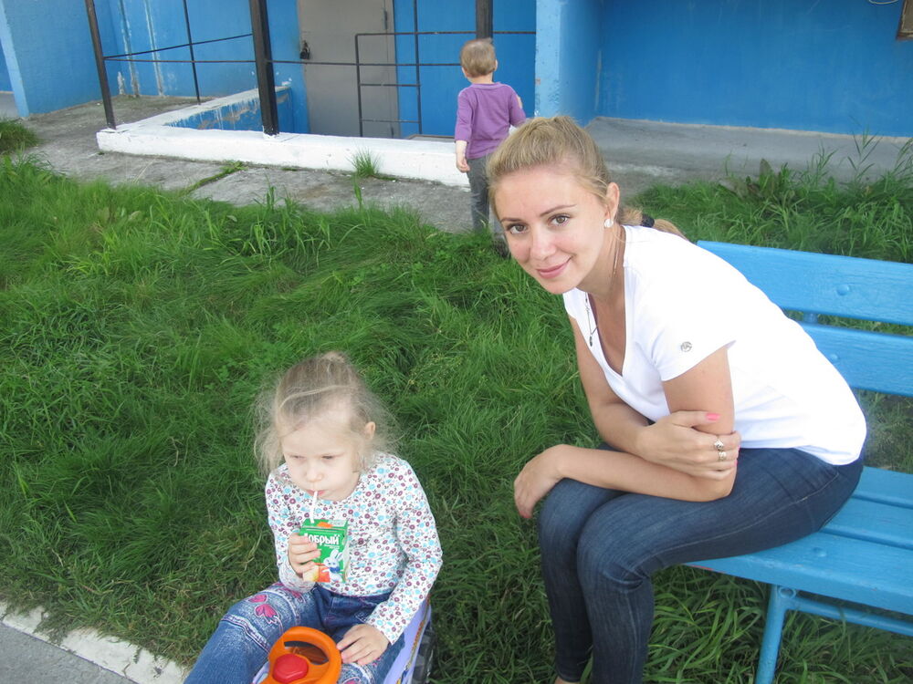  5280082  Irena, 41 ,    