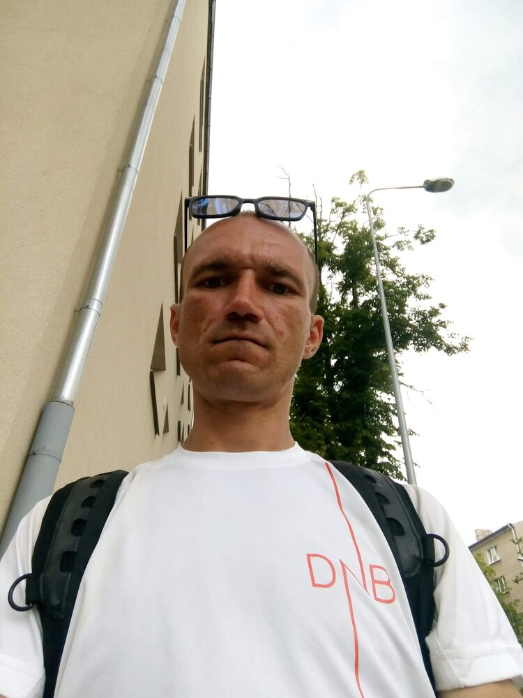  33306962  , 34 ,    