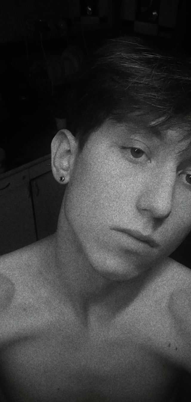  ,   Stepan, 21 ,   ,   , c 