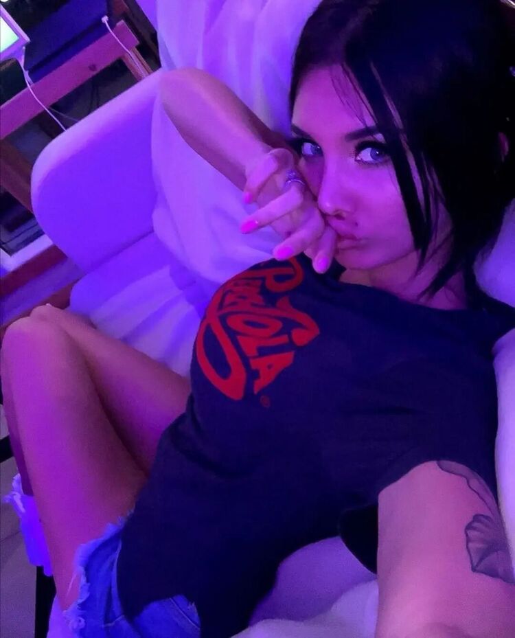  30475682  , 25 ,    