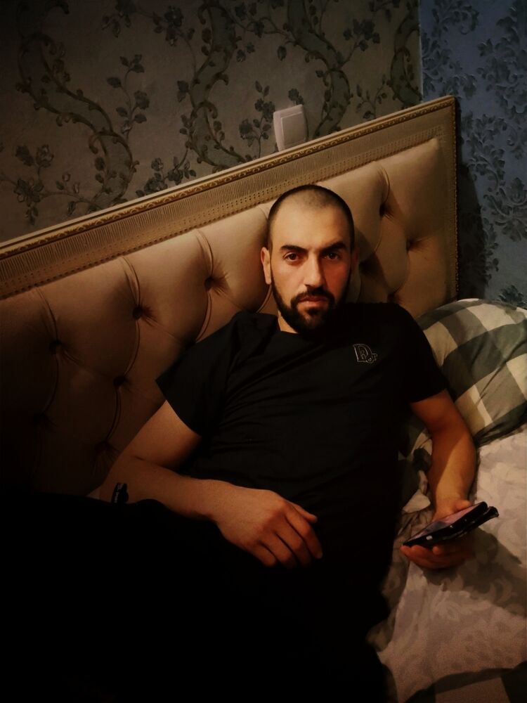  --,   Seyran, 35 ,   ,   