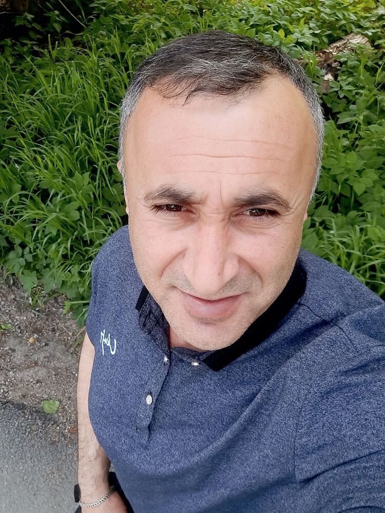  53819332  Zaur, 45 ,    