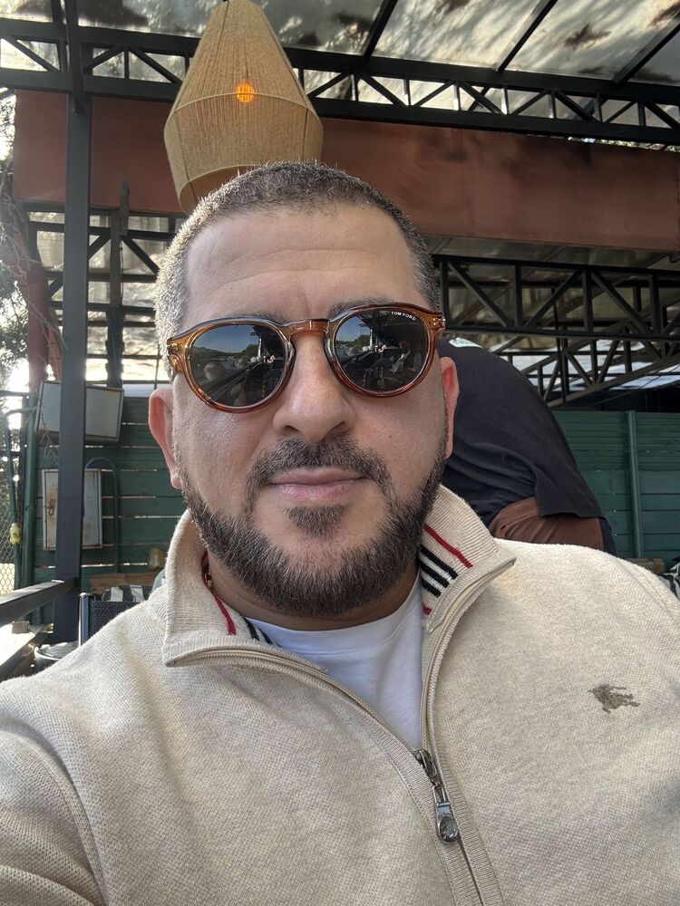  53115772  , 39 ,    