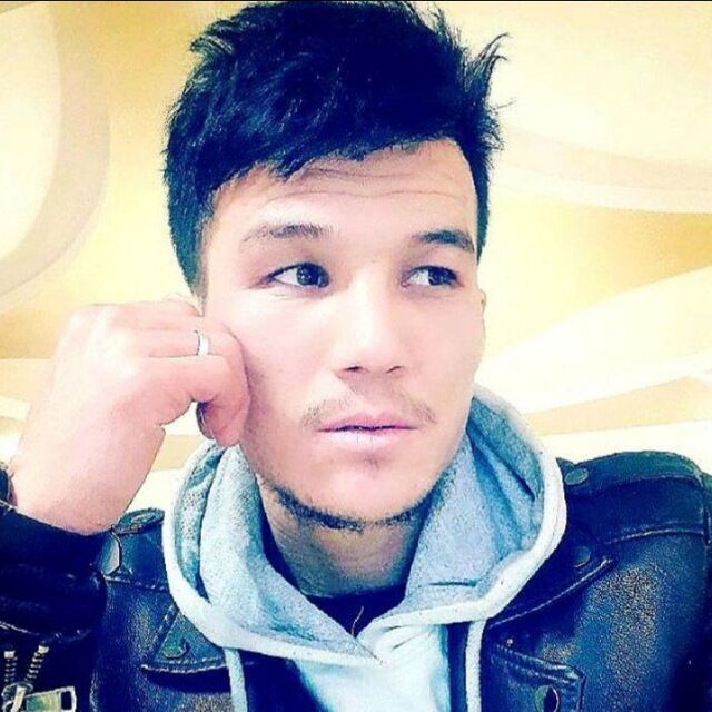  24148942  Baxti, 33 ,    